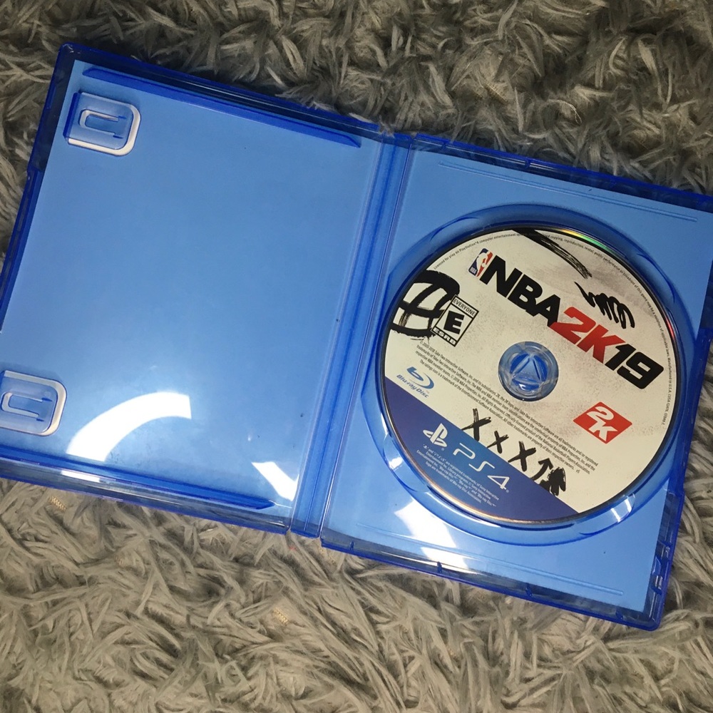 PS4 NBA 2K 19 - Picture 3 of 4